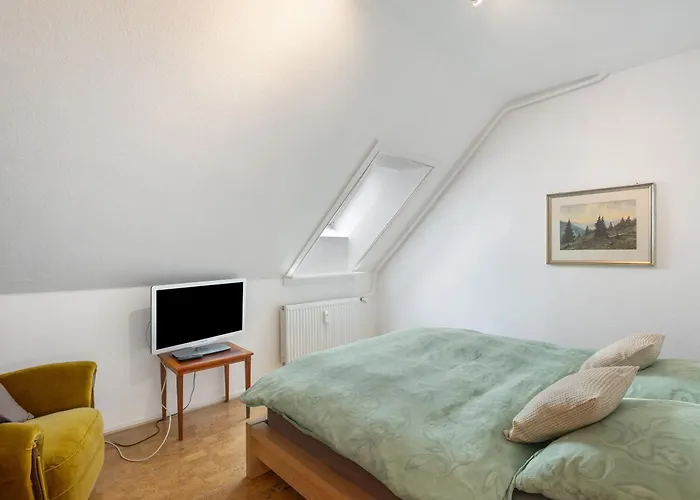 Schöne Dachgeschoss Apartment